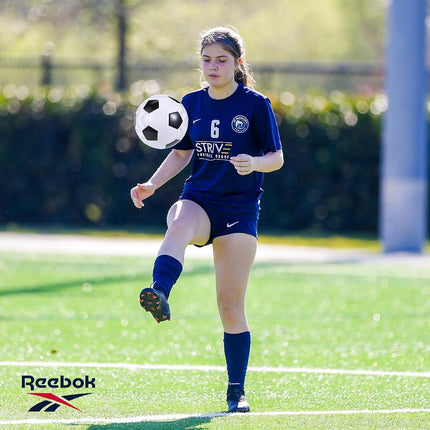 Reebok - Ballon de Foot Synthétique VR-1K, Polyvalent & Résistant (Blanc/Noir, Taille 5)