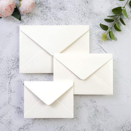 PONATIA 50 PCS/Pack A7 Envelopes, 5.25 x 7.5'' Shiny Ivory Envelopes, Perfect 5x7 Envelopes for Wedding Invitation Cards, Christmas Gift Cards Envelopes, Acrylic Invitations, Photos