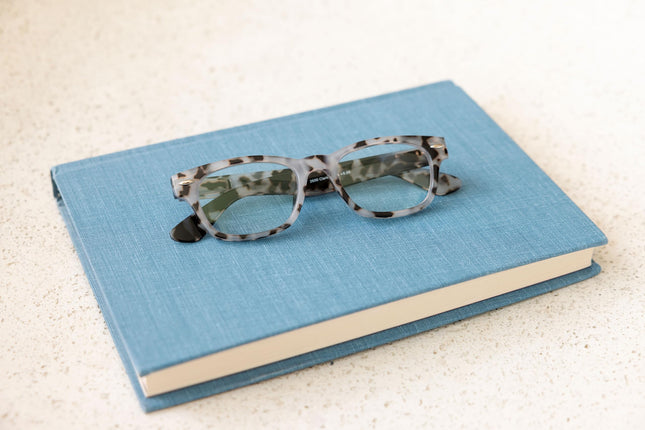 Peepers Unisex-Adult Clark Focus 2600300 Square Reading Glasses, Gray Tortoise, 3, 49 mm, 49 mm