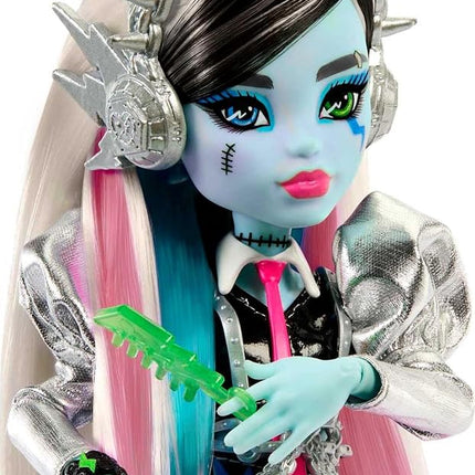 Mattel Monster High Doll, Amped Up Frankie Stein Rockstar with Instrument and Performance-Themed Accessories Like Headphones