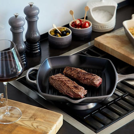 Le Creuset, Sartén Cuadrada para Parrilla Signature de Hierro Fundido Esmaltado de 26 cm, Shallot