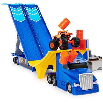 Monster Jam, Official 2-in-1 Transforming Hauler Playset with Exclusive 1:64 Scale El Toro Loco Die-Cast Monster Truck