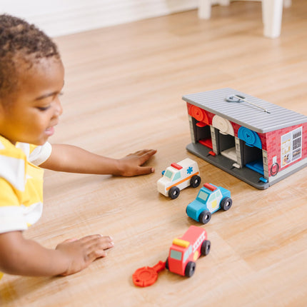 Melissa & Doug Keys & Cars Rescue Garage
