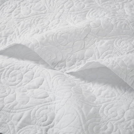 Madison Park Madison Park Luxe Quilted Throw Blanket - Damask Stitching Design, Cotton Filled Spread, Ultra Soft, Cozy Bedding for Living Room Couch, Sofa, Bed, 60x70", Piping Borders White