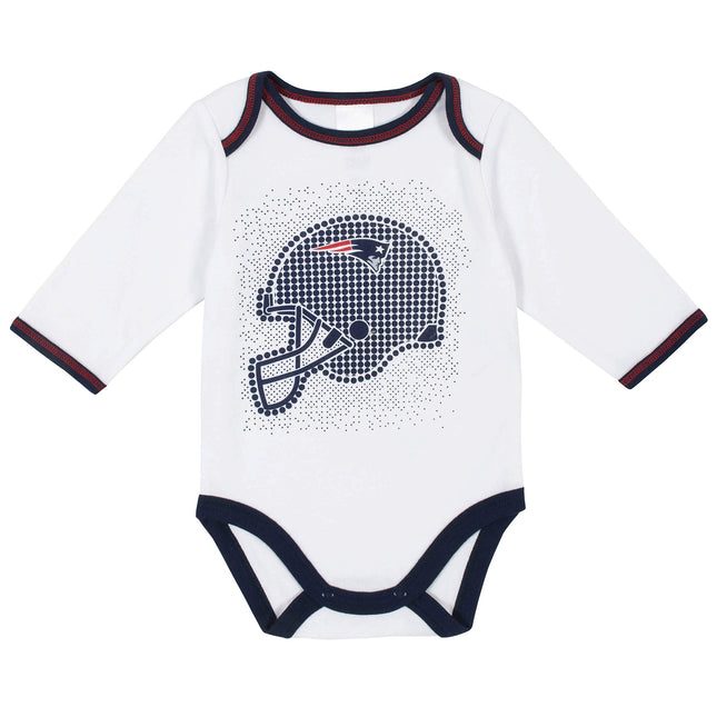 Paquete de 3 piezas de mameluco con pies, pantalón y gorro de la NFL, Azul niño New England Patriots, 0-3M
