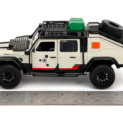 Jurassic World Dominion 1:32 Jeep Gladiator Die-Cast Car, Toys for Kids and Adults