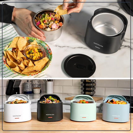 Lonchera eléctrica portátil Nostalgia de 20 onzas con calefacción – Tamaño de viaje, capacidad de 2.5 tazas para sopa, chile y sobras – Tapa sellada de silicona a prueba de fugas, asa de transporte plegable, cable desmontable – Negro
