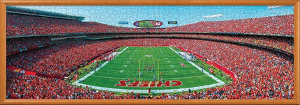 Masterpieces Puzzle de 1000 pièces sur le sport - NFL Kansas City Chiefs Vue panoramique de la zone d'en-but - 33 x 99 cm