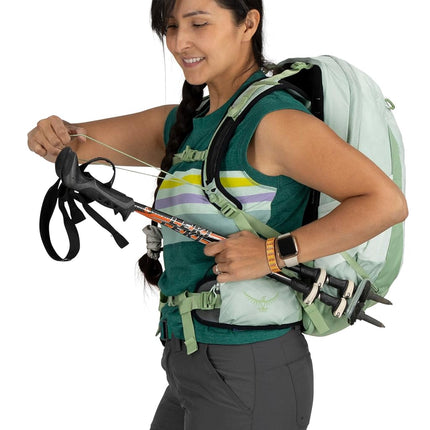 Osprey Women's Tempest 22 Lightweight Hiking Backpack, Frosty Mint Green/Botanica, One Size