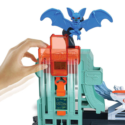 Hot Wheels Bat Blitz Hospital Attack Play Set