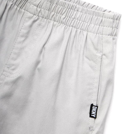 DKNY Conjuntos de pantalón corto para niños - Conjunto de 3 piezas con camisa abotonada de manga corta, camisetas de cuello redondo para niños y pantalones cortos de sarga para niños pequeños, Azul Nublado, 4