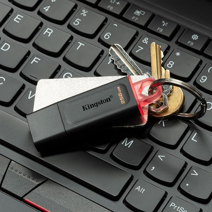 Kingston DataTraveler Exodia DTX/256 GB Flash Drive USB 3.2 Gen 1 - with Protective Cap and Keyring in Multiple Colours