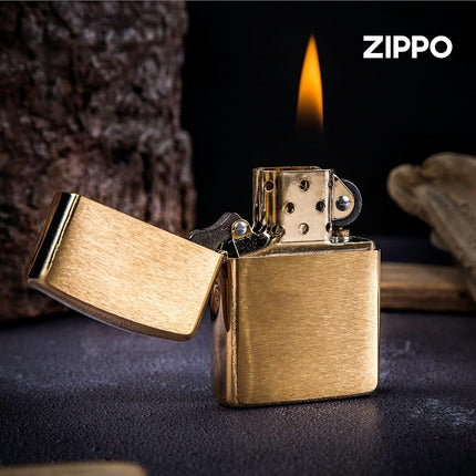 Zippo Adult-Unisex 204B Classic Brushed Brass Lighter Gold