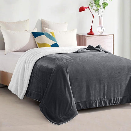 Elegant Comfort Ultra Soft Reversible Flannel Sherpa Blanket - Cozy Silky Fleece Throw for Couch, Bed - Plush Fuzzy Warm Winter Blanket for Gift, King, Gray