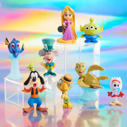 Paquete de 8 figuras de edición limitada Just Play Disney100 Years of Laughter Celebration Collection, juguetes para niños de 3 años en adelante