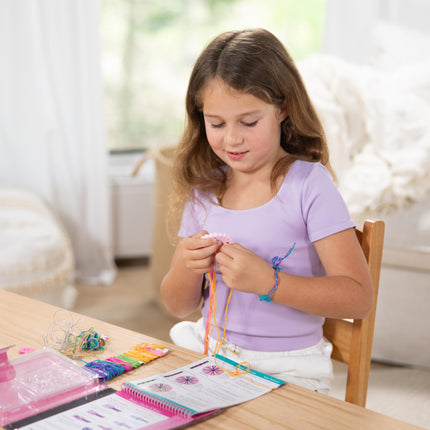 Set de Actividades de Manualidades de Pulseras de la Amistad "On-the-Go" de Melissa & Doug (Crea más de 10 Pulseras)