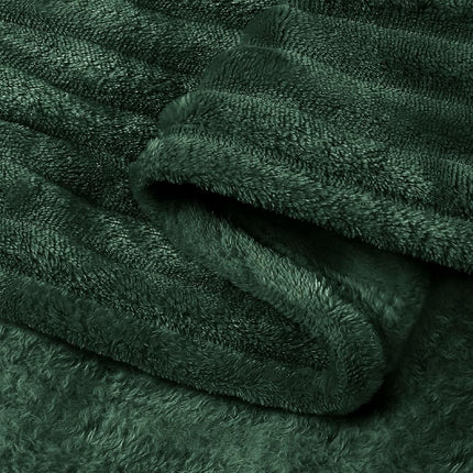 BEDELITE 3D Ribbed Emerald Green Fleece Twin Blanket for Couch, 60x80 Inch
