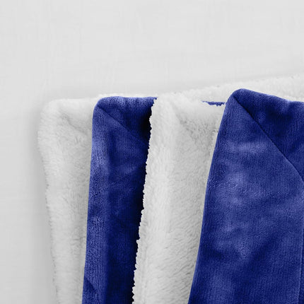 Manta Reversible Ultra Suave y Elegante de Franela Polar Sherpa de Comfort: Ligera, Suave y Acogedora - Manta Decorativa para Todas las Estaciones, Perfecta para Descansar, 50 x 60 pulgadas, Azul Rey
