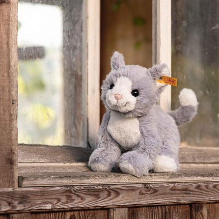 Steiff - 067051 - Soft Cuddly Friends - Cassie Cat - 26cm, Angel Falls
