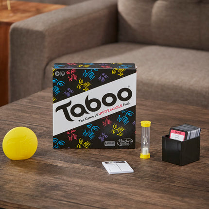 Juego Clásico Tabú de Hasbro Gaming, Juego de Adivinar Palabras para Fiestas para Adultos y Adolescentes, Juego de Mesa para 4+ Jugadores de 13 Años en Adelante