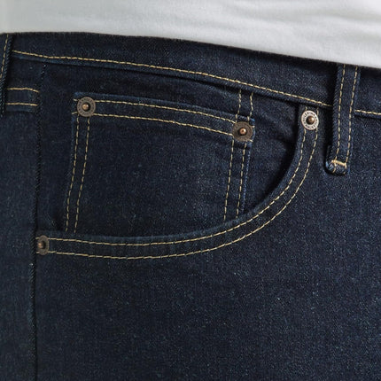 Wrangler Men's Free-to-Stretch Regular Fit Jean, Rinse Denim, 30W x 32L