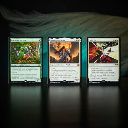 Magic: The Gathering Lorwyn Eclipsed - 60-Card Theme Deck | Angels