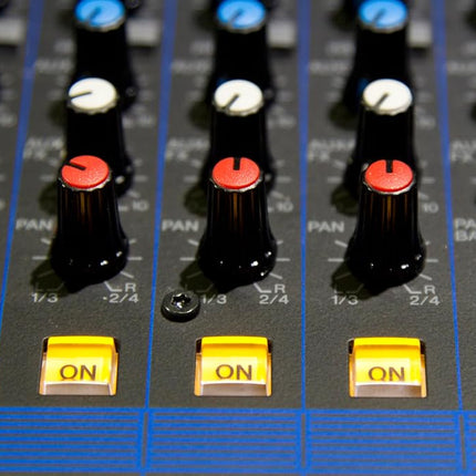 Yamaha MG20 20-Input 6-Bus Mixer