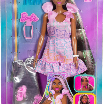 Muñeca Barbie Diversión y Estilo, Morena, con Accesorios y Pelo Extralargo, 2 Looks, Incluye Vestido Metálico Plateado y Extensión de Pelo