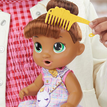 Muñeca Baby Alive Bubbly Tea Party Sophia Sparkle con accesorios de tetera, pelo castaño, 28 cm, juguete para niñas y niños de 3 años en adelante
