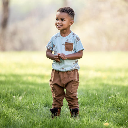 Burt's Bees Baby Shirt and Pant Set, Top & Bottom Outfit Bundle Basket Set for Babies and ToddlersBabies Kids, Stacked Farm Animals, Recién Nacido