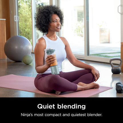 Ninja Blast Batidora Portátil y Accesorios, Sin Cable, Vaso de 530 ml, Batidora Personal para Batidos y Smoothies, Tapa Antiderrames y Boquilla, Cable USB-C, Piezas Aptas para Lavavajillas, Sin BPA, Sage Suave, CL155ASG