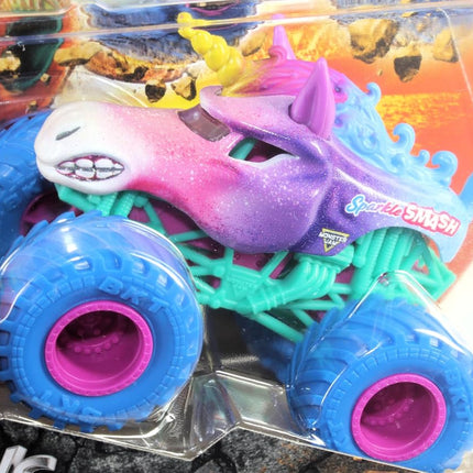 Monster Jam Official 1:64 Scale Diecast Truck 2-Pack Series 33 Dragon vs Sparkle Smash