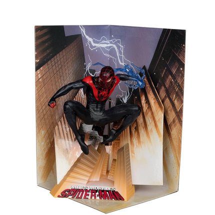 McFarlane Marvel Spider-Man 1:10th Scale Collectible with Scene (Miles Morales: Spider-Man #1) Toys