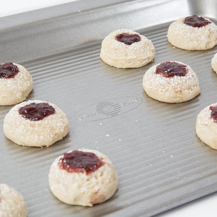 USA Pan Bakeware, plaque à biscuits en acier aluminisé, petite, argent, 35,5 cm x 23,8 cm