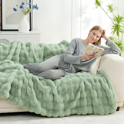 Cozy Bliss Faux Fur Throw Blanket for Couch, Bubble Plush Blanket Twin Size, Fuzzy Soft & Thick Blanket for Bed Sofa Living Room, 152.4 x 203.2cm Sage Green
