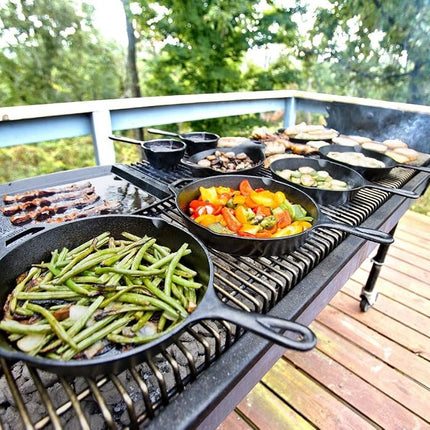 Lodge 8.38 in Cast Iron Round Griddle, Black