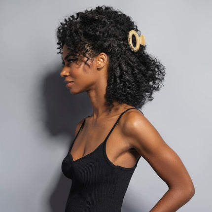 The Hair Edit Ellipse Clip - Oval Shaped Claw Clip in Caramel Striated Marble