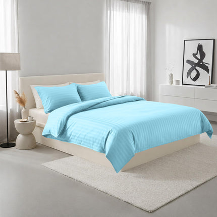 Elegant Comfort Silky-Soft 1500 Thread Count Egyptian Quality Wrinkle-Free 3-Piece Duvet Cover Set, King/Cal-King, Light Blue/Aqua