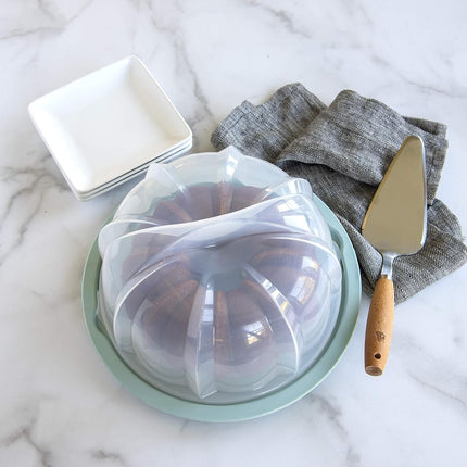 Nordic Ware 50099AMZM Conservador de Pastel Bundt Transparente, Plástico, Color Verde Agua