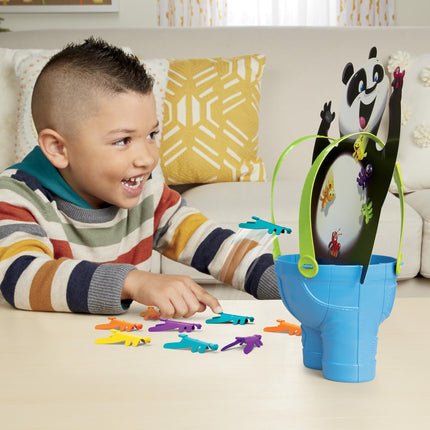Hasbro Gaming Hormigas en los Pantalones, Juego Preescolar Fácil y Divertido para Niños de 3 Años en Adelante, para 2-4 Jugadores