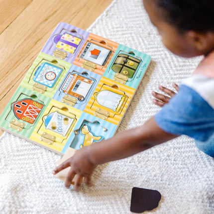 Melissa & Doug Magnetic Hide & Seek Board (Developmental Activity Toy, 9 Pieces)