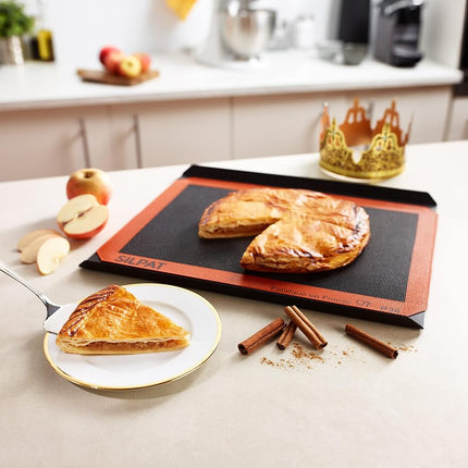 Silpat SN 415 290 02 Silpain Premium Non-Stick Silicone Baking Mat for Bread, 11-5/8" x 16-1/2", Black