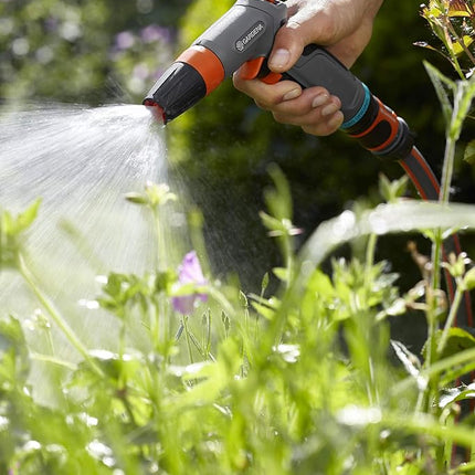 Gardena Comfort Cleaning Syringe: Water Syringe for Cleaning and Spraying, with Pulse Trigger and Permanent Lock, Frost Resistant (18303-20)