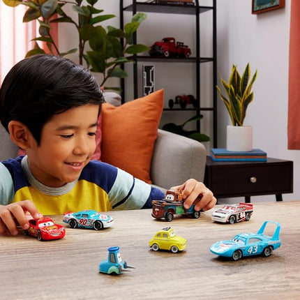 Disney/Pixar Cars Diecast The King Vehicle