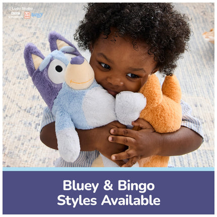 GUND Bluey Peluche Súper Suave, Hecho con Materiales Reciclados, Animales de Peluche para Niños y Bebés, Azul, 33 cm