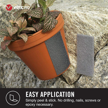 VELCRO Brand | Heavy Duty Extreme Outdoor Stick On Tape | Cut-to-Length Industrial Extra Strong Double Sided Hook & Loop Self Adhesive Tape | Perfect for Home, Office, Garage Use | Black | 6m x 25mm