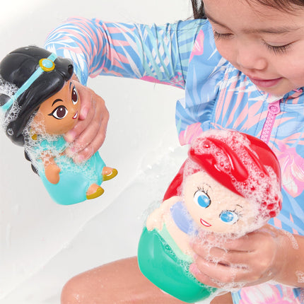Disney Princess - Set de 5 juguetes de baño con chorros y cubo organizador - Juguetes de baño para bebés y niños pequeños - Incluye cubo organizador - Guarda los juguetes de agua para la hora del baño