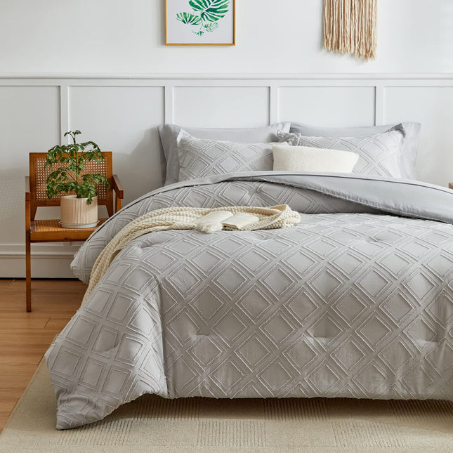 Flysheep Light Grey Tufted Bed in a Bag 7 Pieces Queen Size, Soft & Embroidery Shabby Chic Boho Comforter Set, Luxury Solid Color with Diamond Pattern, Jacquard Tufts Bedding Set for All Season
