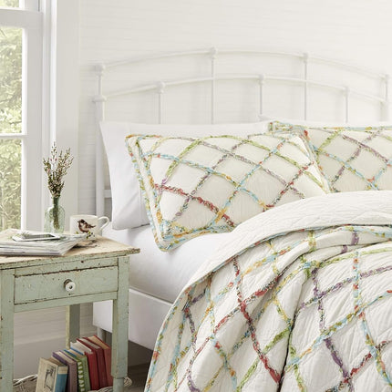 Laura Ashley Home Ruffle Garden Collection Quilt-100% Cotton, Ultra Soft, All Season Bedding, Reversible Stylish Coverlet, Twin, Cream (197783)