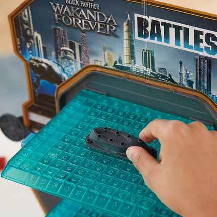 Battleship: Marvel Studios' Black Panther Wakanda Forever Edition, 3D Strategy Game for Ages 7+, 2-Player Board Game